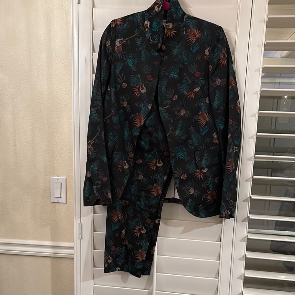 Zadig and Voltaire suit Floral Patterned  Blazer 36(S)with matching pants 38 (M)